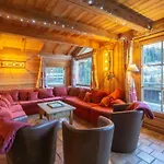 Les Ours Hotell 4*