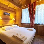 Les Ours Hotell 4*