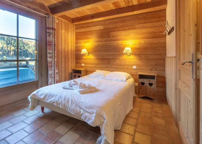 Hotel Les Ours 4*